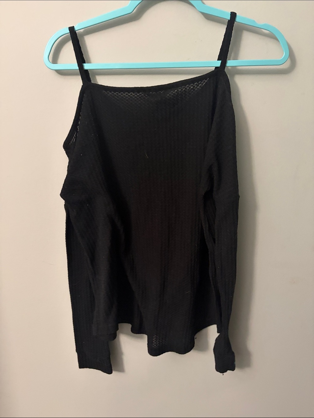 SHEIN Black Ribbed Cold-Shoulder Tank Top - Picture 3 of 3